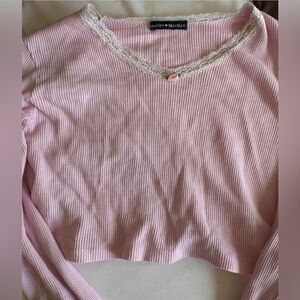 RARE Brandy Melville Sonia Pink V-Neck Crop Long Sleeve